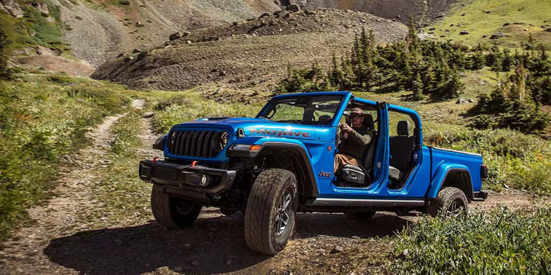 jeep Gladiator with doors off