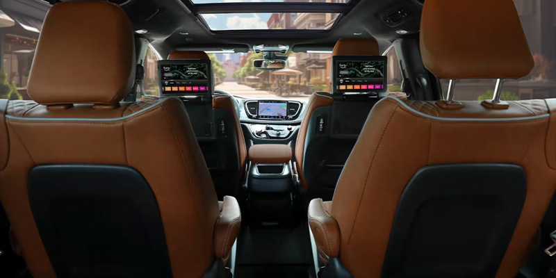 pacifica rear entertainement