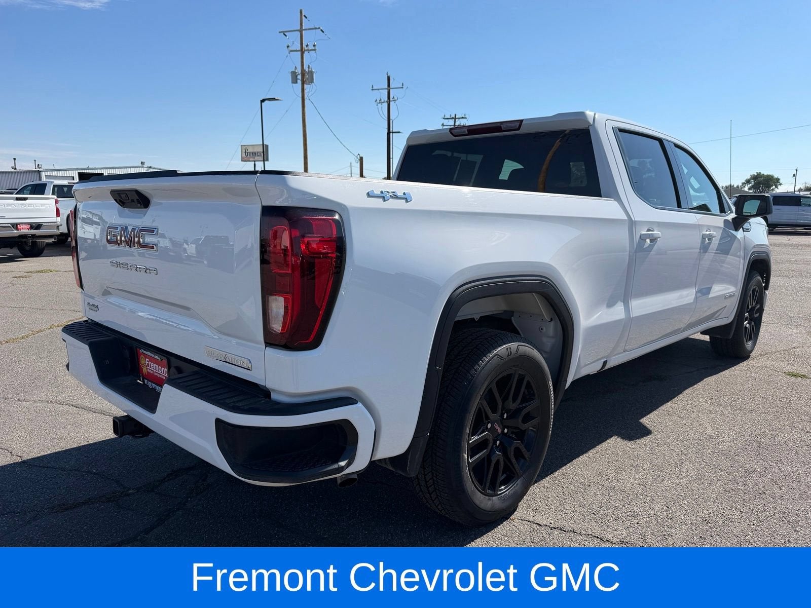 2025 GMC Sierra 1500 Elevation