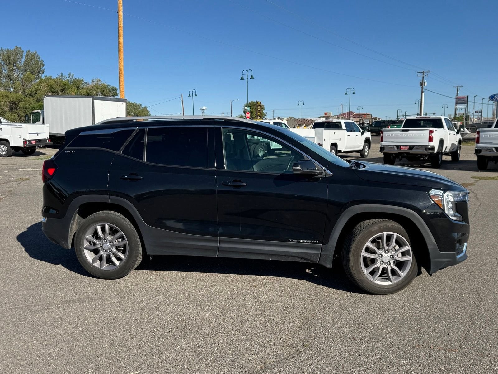 2024 GMC Terrain SLT