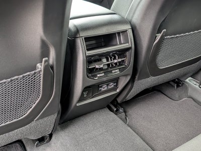 2027 Jeep Grand Cherokee LAREDO X 4X4