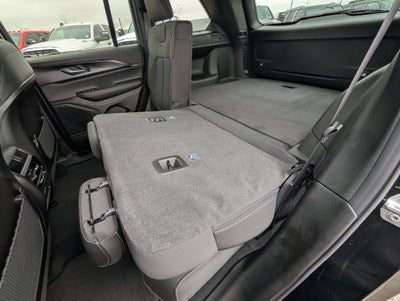 2027 Jeep Grand Cherokee LAREDO X 4X4