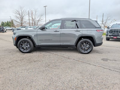 2027 Jeep Grand Cherokee LAREDO ALTITUDE 4X4