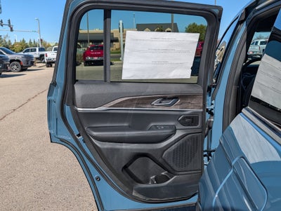 2027 Jeep Grand Cherokee LIMITED 4X4