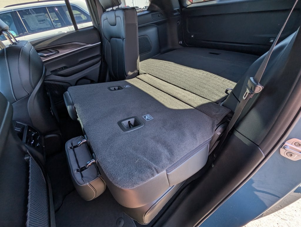 2027 Jeep Grand Cherokee LIMITED 4X4