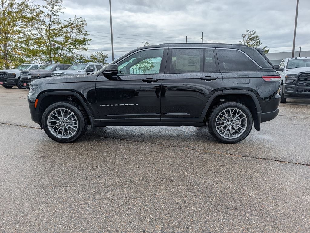 2027 Jeep Grand Cherokee Limited Reserve