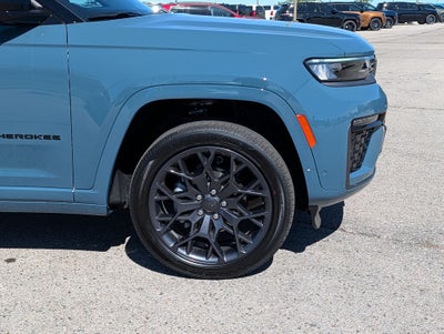 2026 Jeep Grand Cherokee Summit