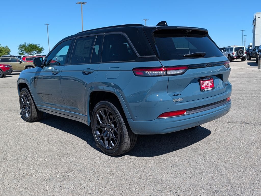 2026 Jeep Grand Cherokee Summit