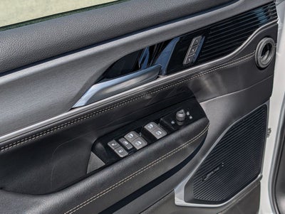 2026 Jeep Grand Wagoneer Upland