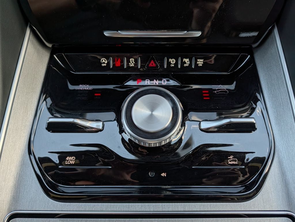 2026 Jeep Grand Wagoneer Upland