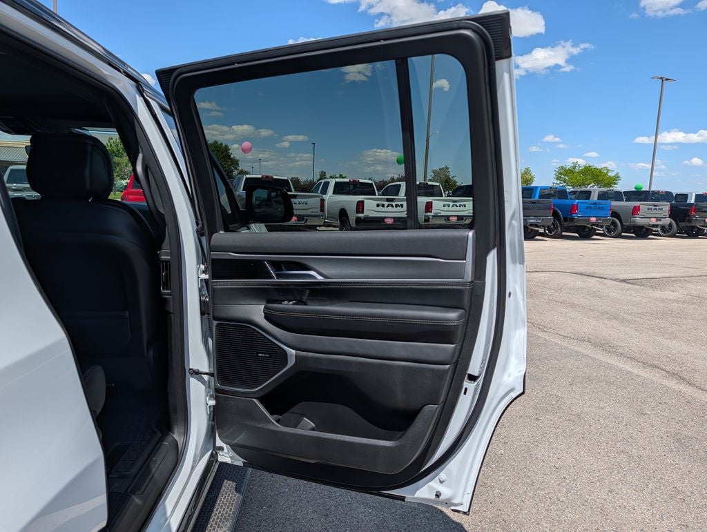 2026 Jeep Grand Wagoneer Upland