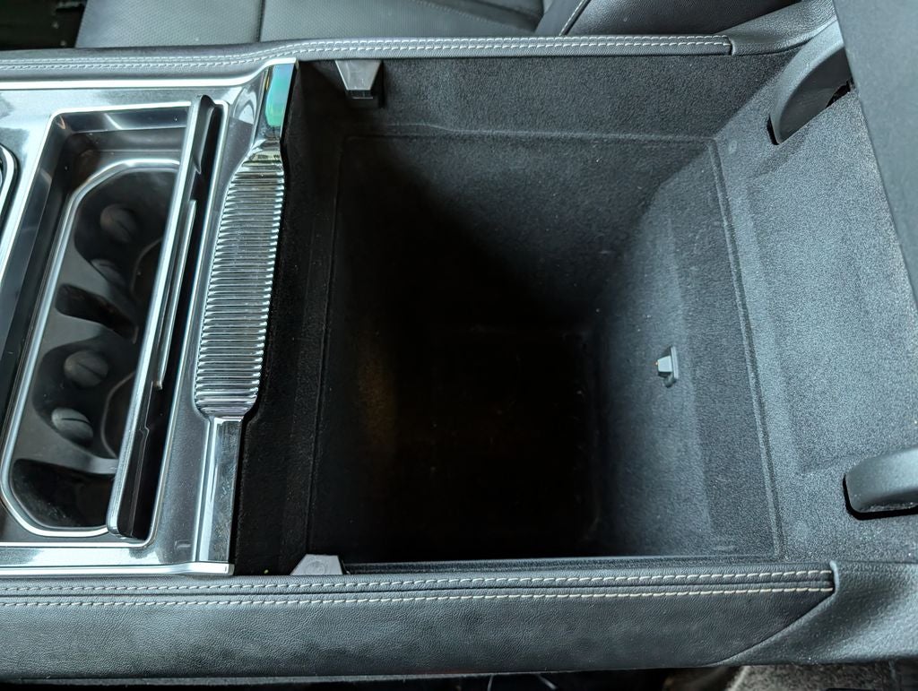 2024 Jeep Wagoneer Base