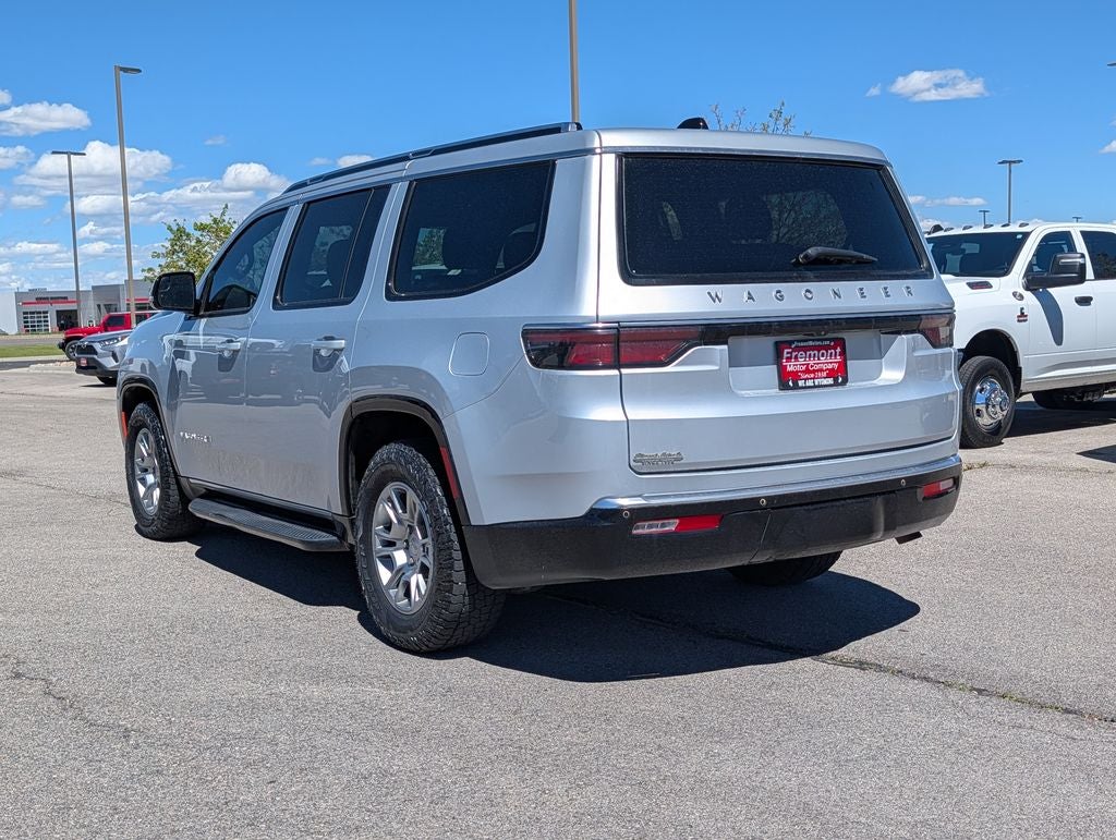 2024 Jeep Wagoneer Base