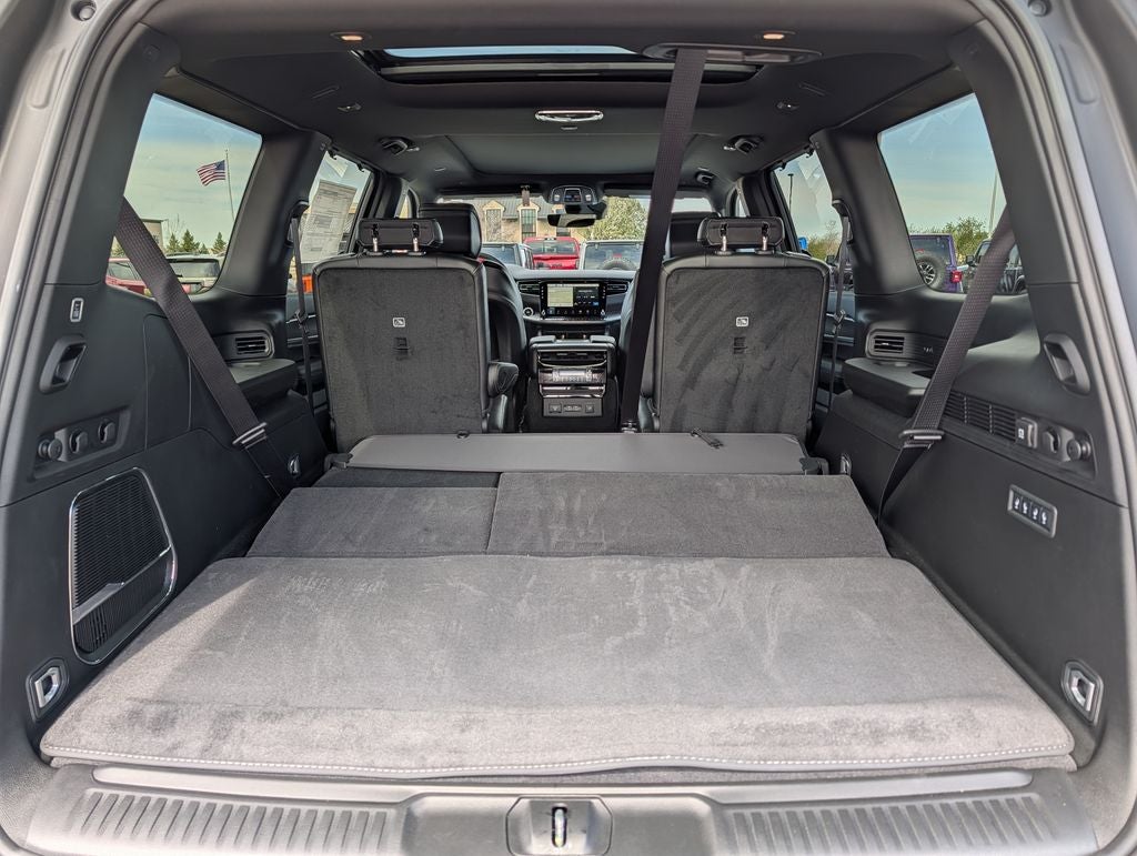 2026 Jeep Grand Wagoneer Limited Reserve