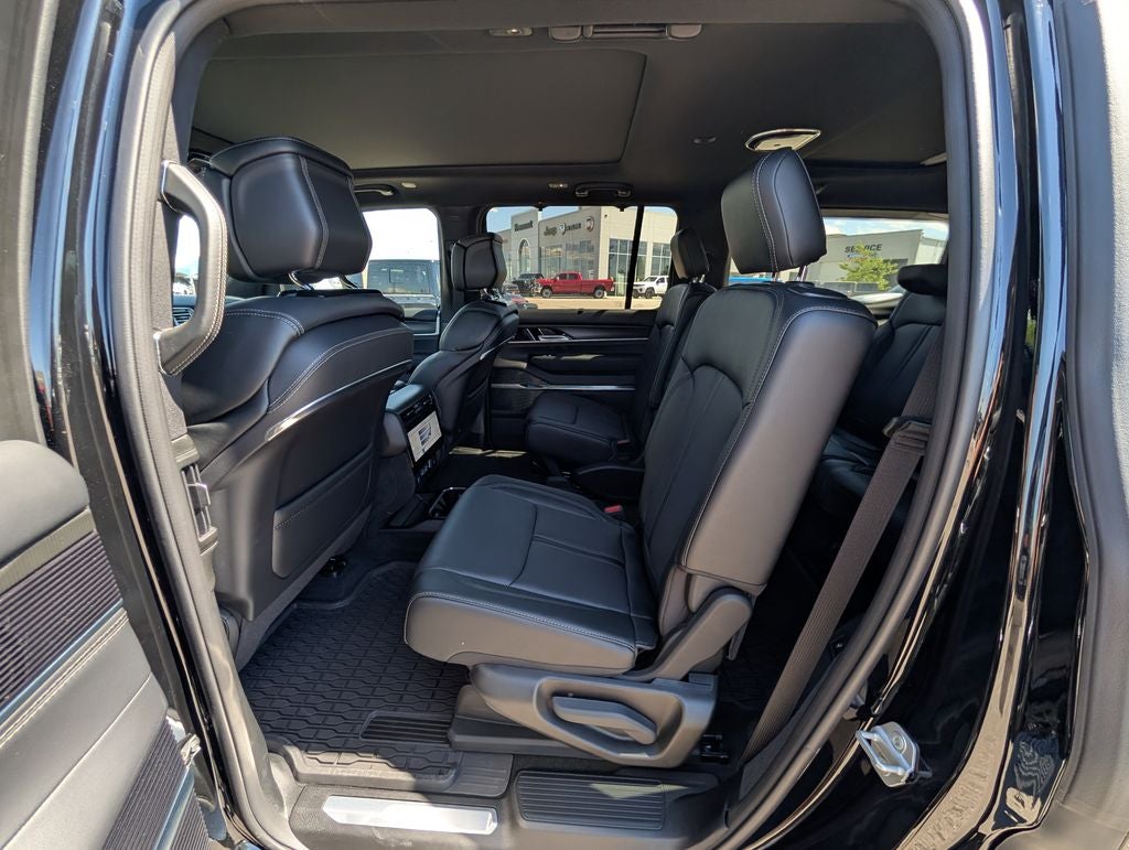 2026 Jeep Grand Wagoneer Summit Obsidian
