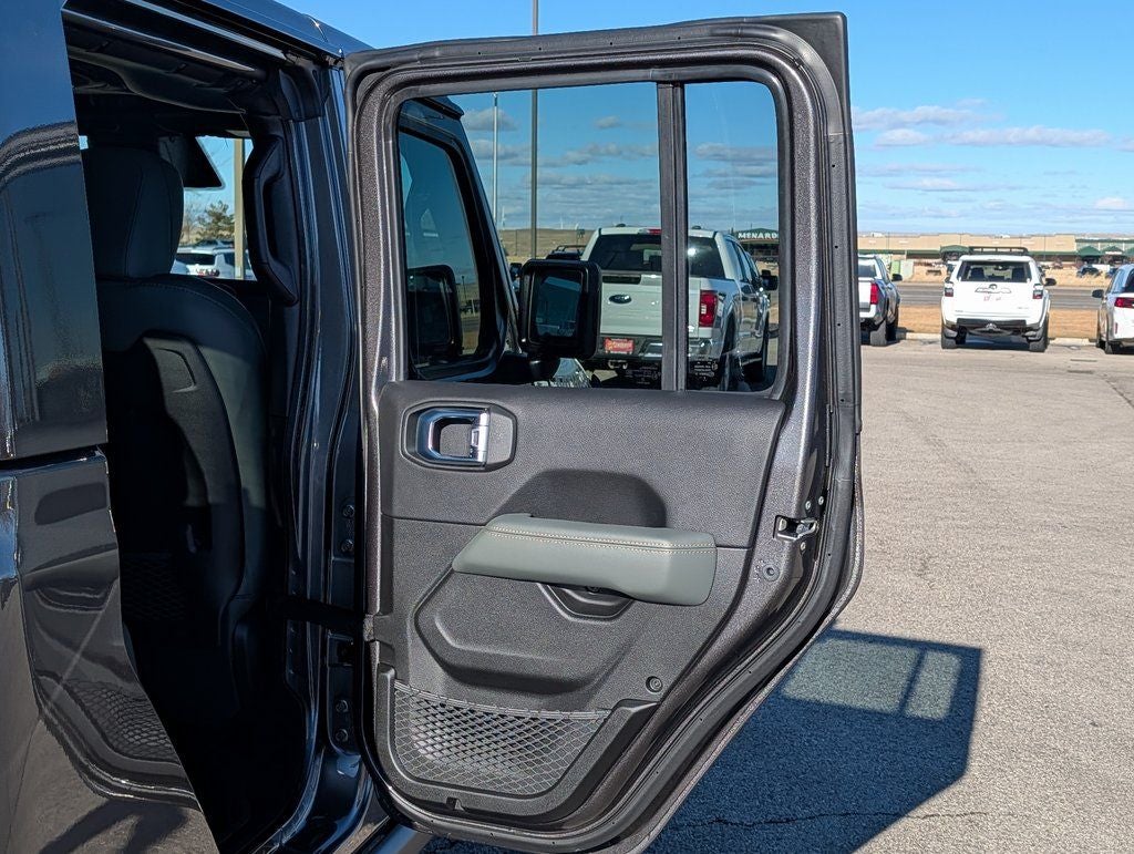 2026 Jeep Gladiator Mojave X