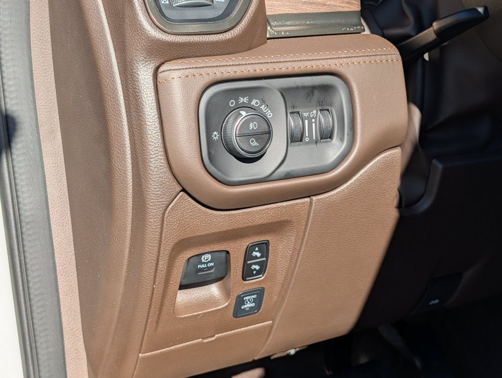 2027 RAM 1500 RAM 1500 LIMITED LONGHORN CREW CAB 4X4 5'7' BOX