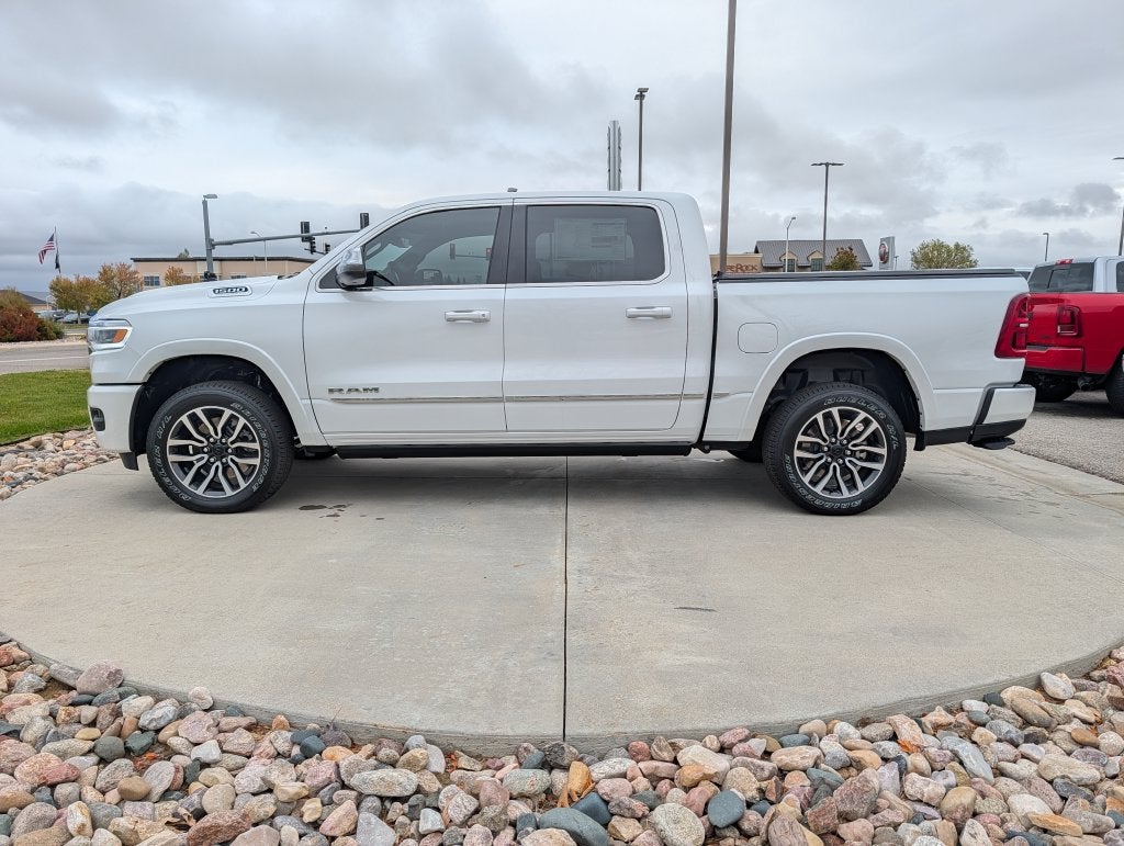 2027 RAM 1500 1500 LIMITED CREW CAB 4X4 5'7' BOX