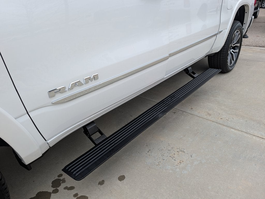 2027 RAM 1500 1500 LIMITED CREW CAB 4X4 5'7' BOX