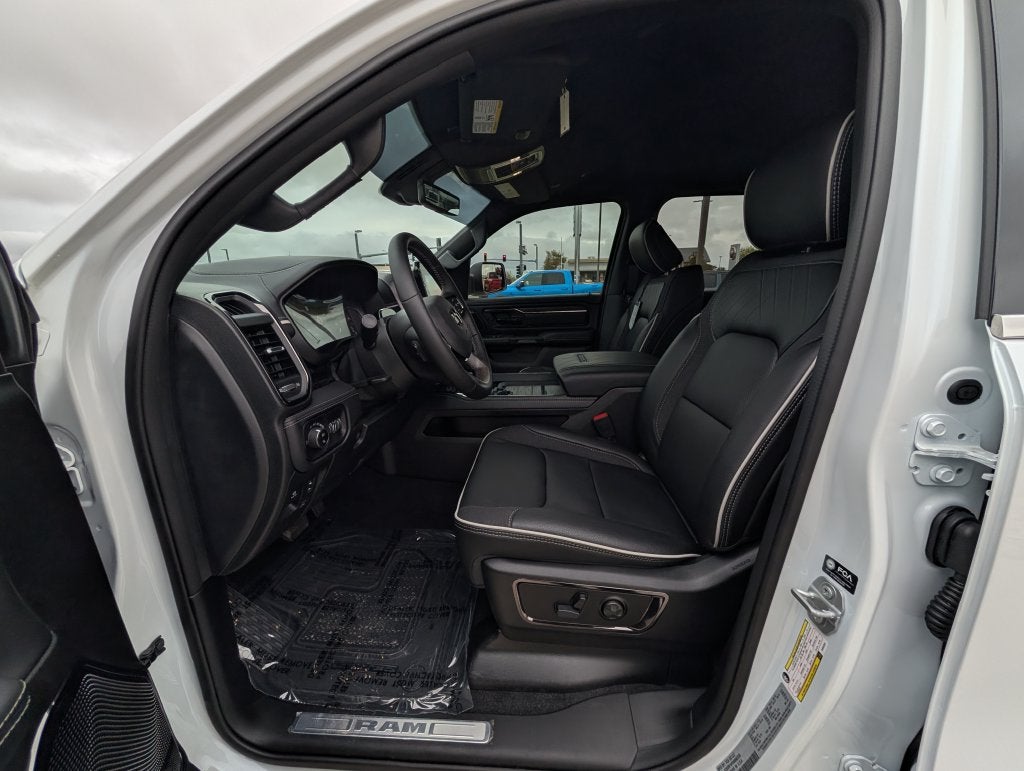 2027 RAM 1500 1500 LIMITED CREW CAB 4X4 5'7' BOX