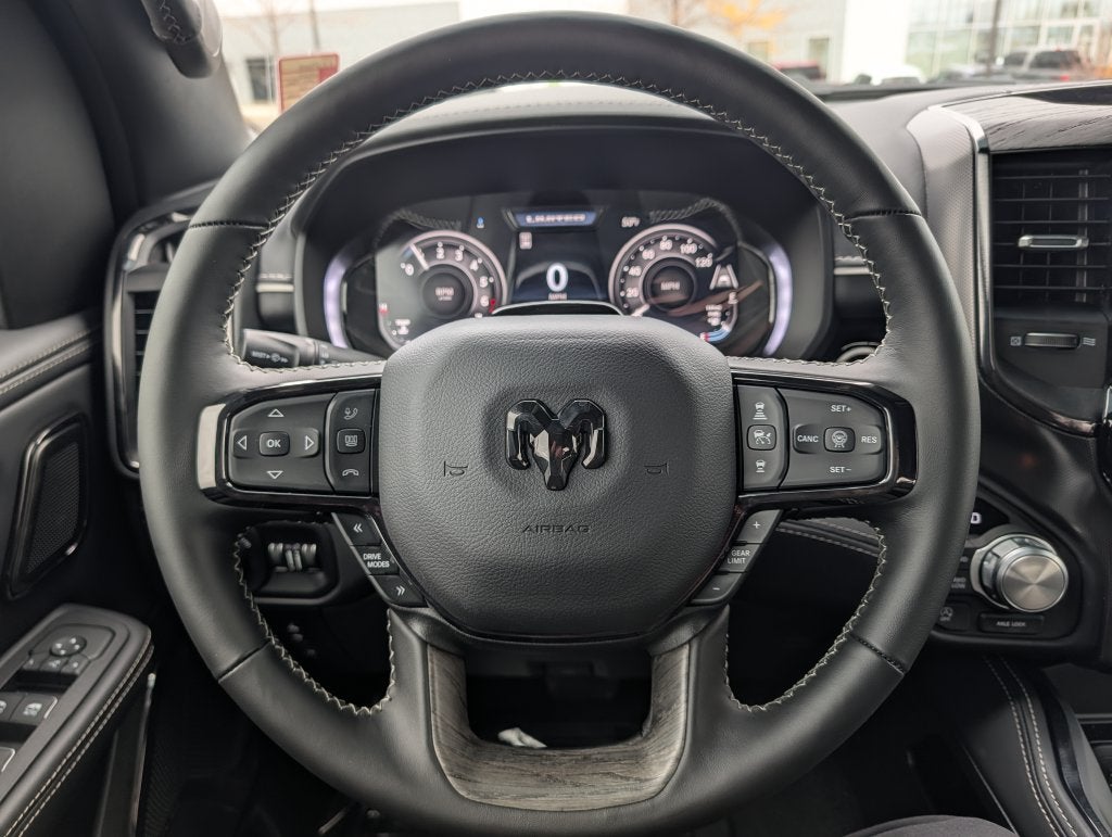 2027 RAM 1500 1500 LIMITED CREW CAB 4X4 5'7' BOX