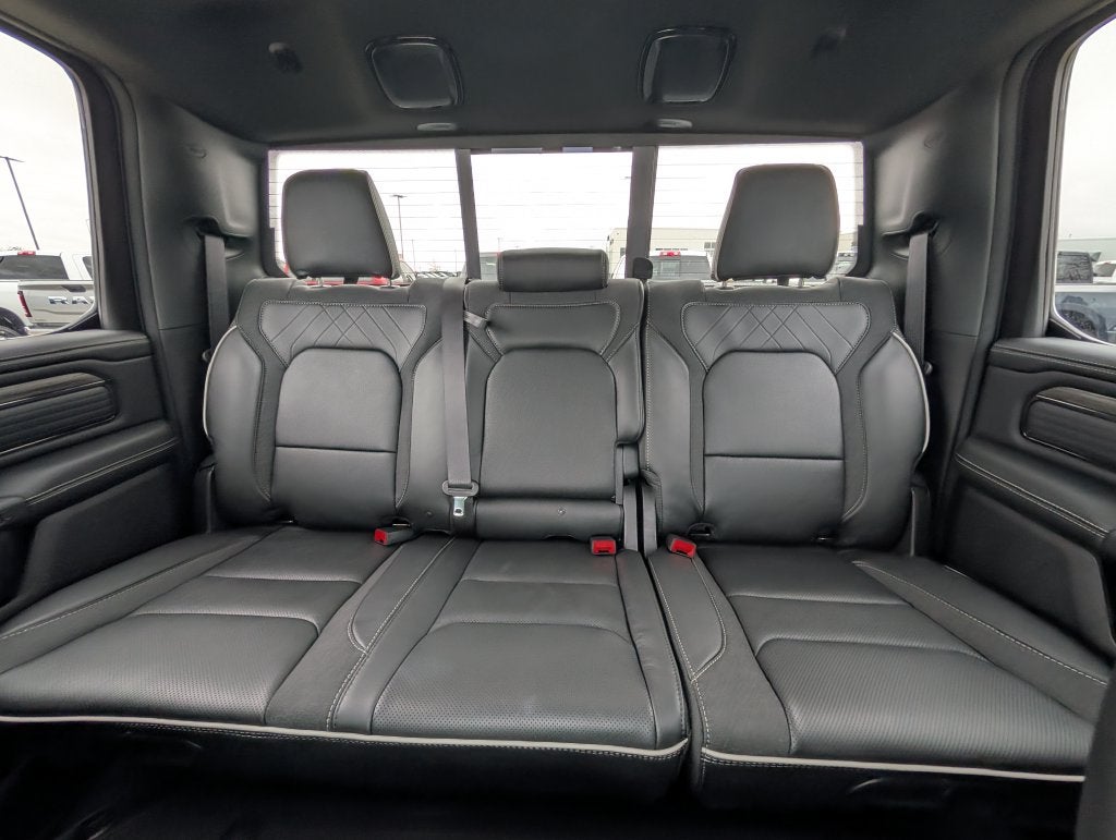 2027 RAM 1500 1500 LIMITED CREW CAB 4X4 5'7' BOX