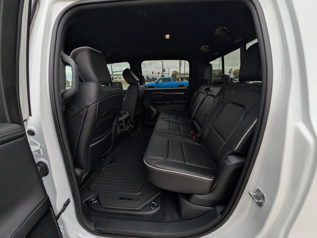 2027 RAM 1500 1500 LIMITED CREW CAB 4X4 5'7' BOX
