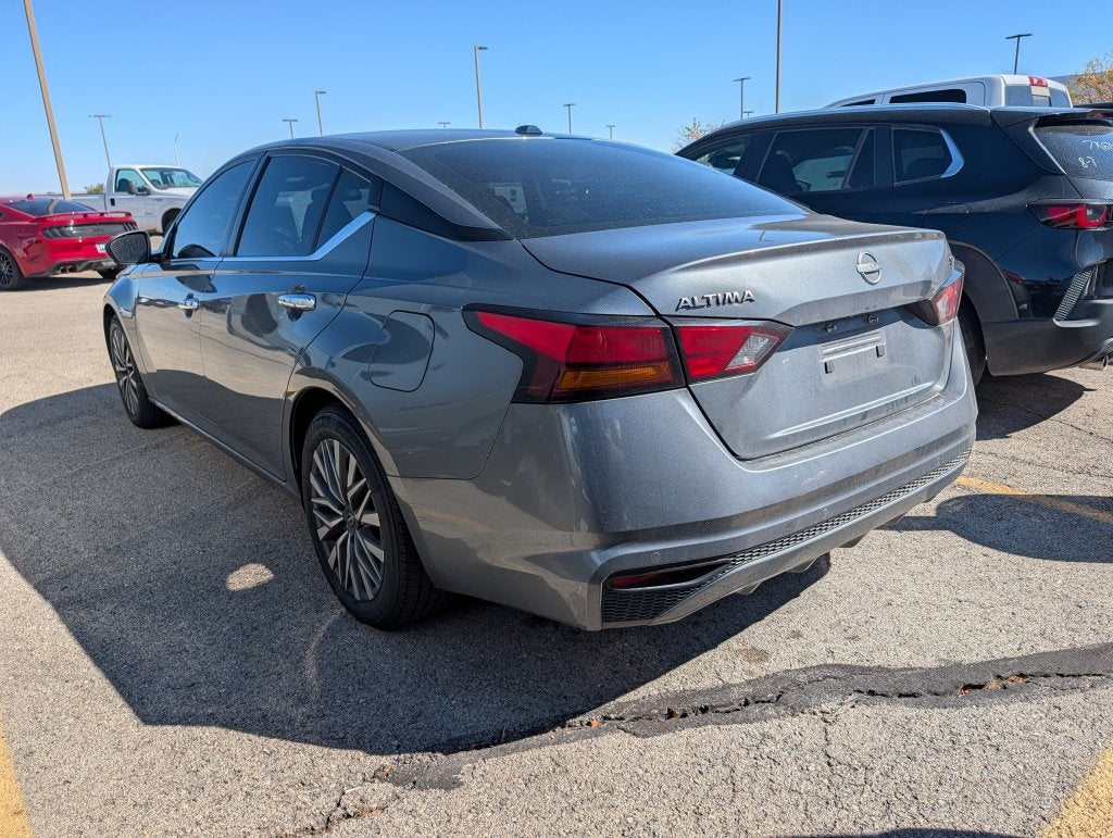 2023 Nissan Altima SV FWD