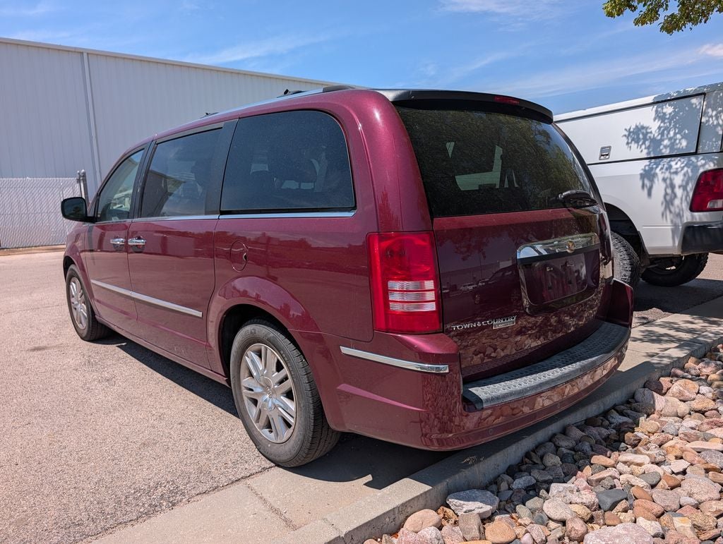 2008 Chrysler Town & Country Limited