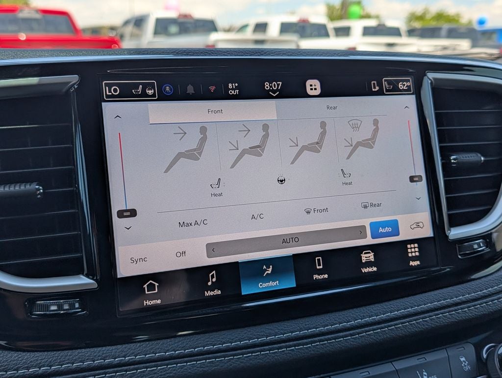 2027 Chrysler Pacifica Select