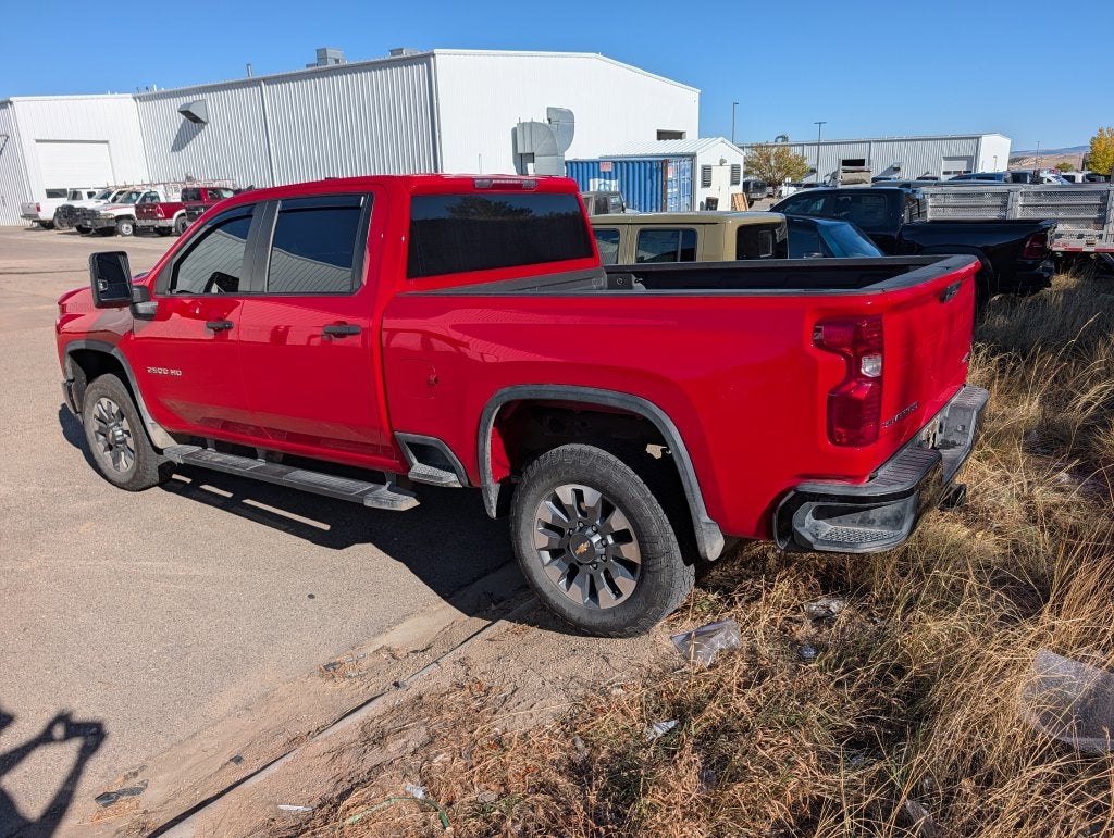 2025 Chevrolet Silverado 2500HD 4WD Crew Cab Standard Bed Custom