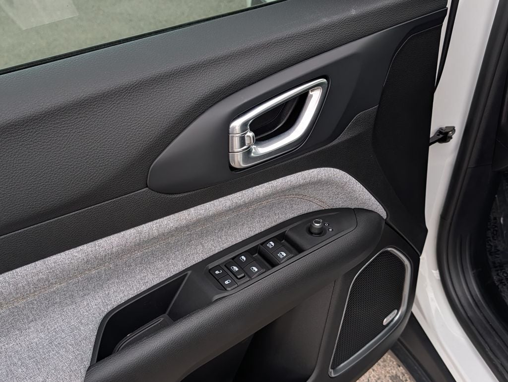 2026 Jeep Compass Latitude 85th Anniversary Edition