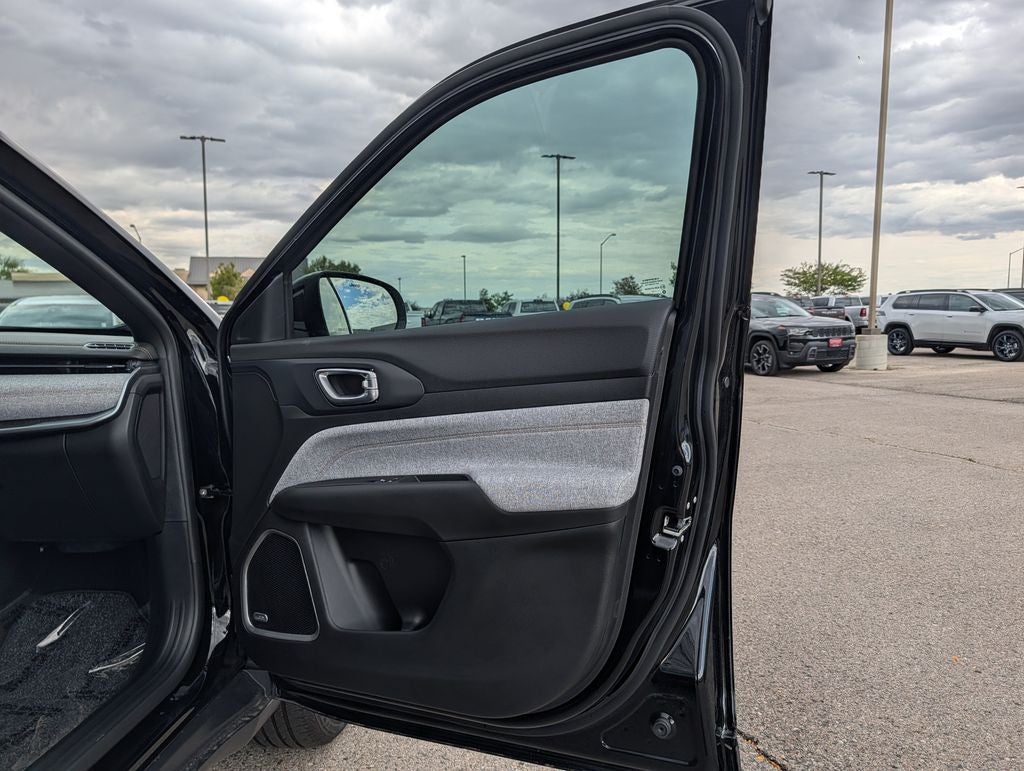 2026 Jeep Compass Latitude 85th Anniversary Edition