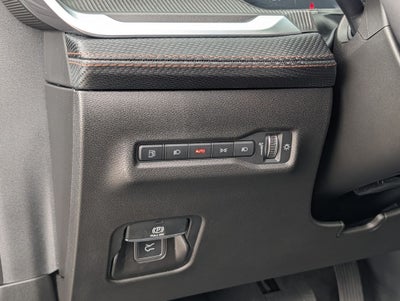 2026 Jeep Cherokee Overland Hybrid