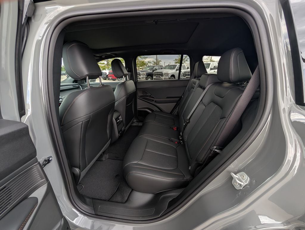 2026 Jeep Cherokee Overland Hybrid