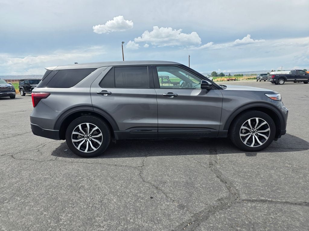 2021 Ford Explorer ST