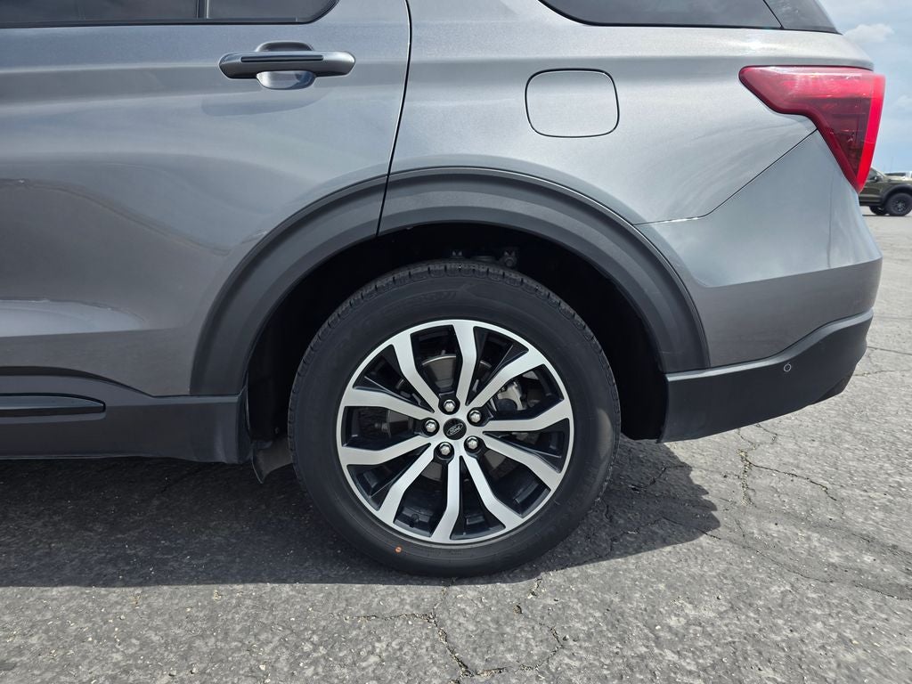2021 Ford Explorer ST