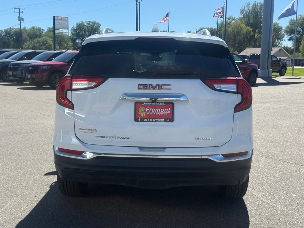 2024 GMC Terrain SLT