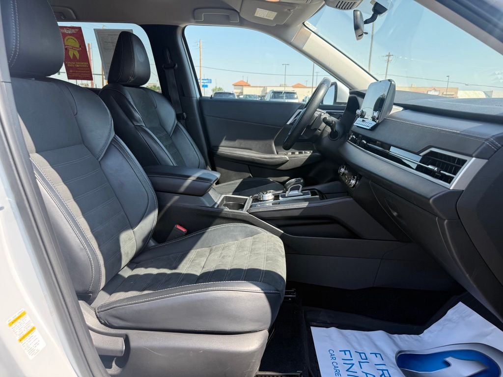 2024 Mitsubishi Outlander SE