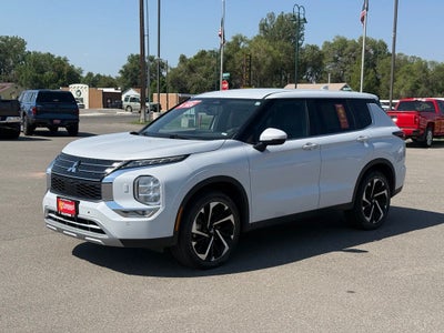 2024 Mitsubishi Outlander SE