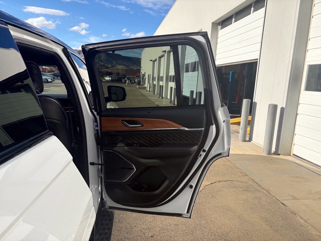 2023 Jeep Grand Cherokee Summit Reserve - Photo 34