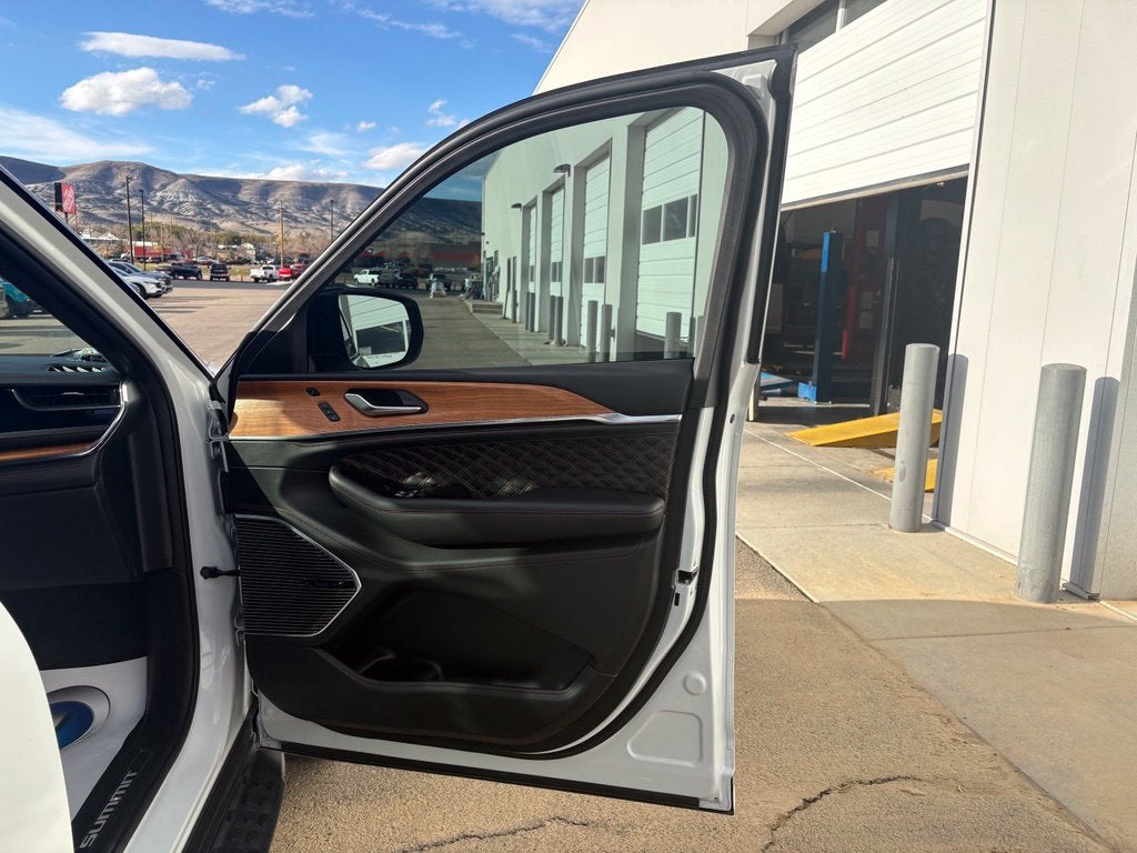 2023 Jeep Grand Cherokee Summit Reserve - Photo 37