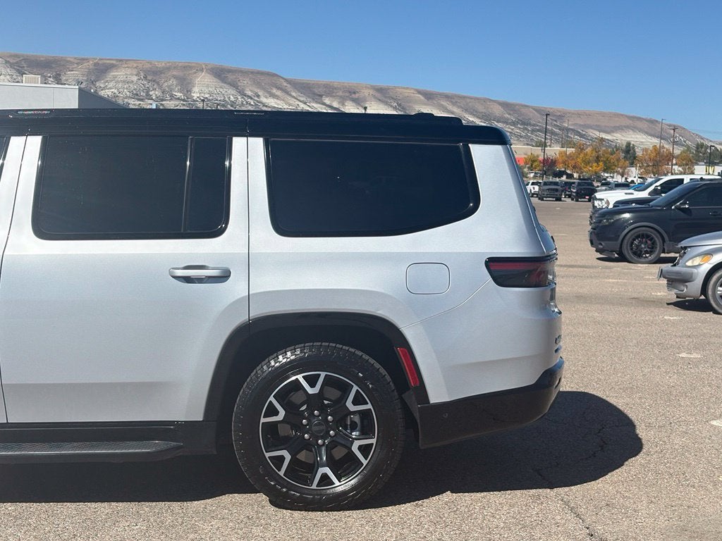 2025 Jeep Wagoneer Series II - Photo 12