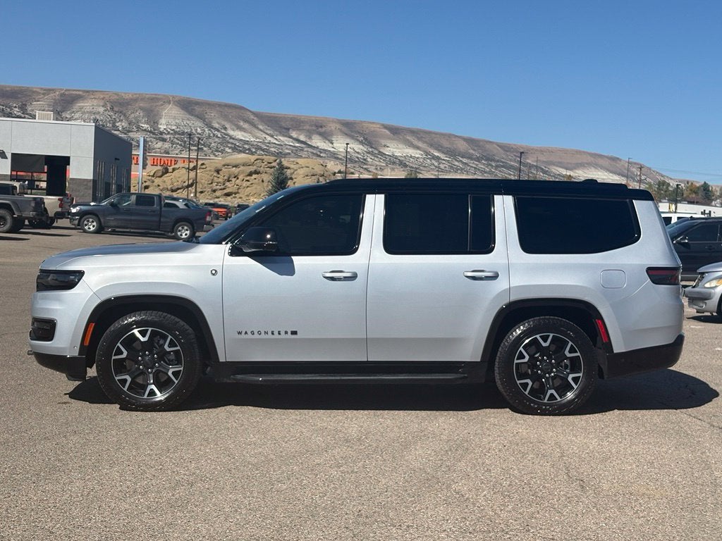 2025 Jeep Wagoneer Series II - Photo 13