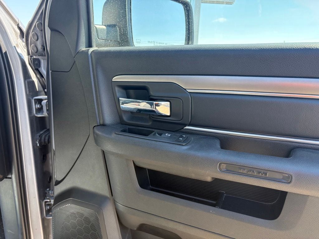 2024 RAM Ram 1500 Classic Warlock - Photo 35