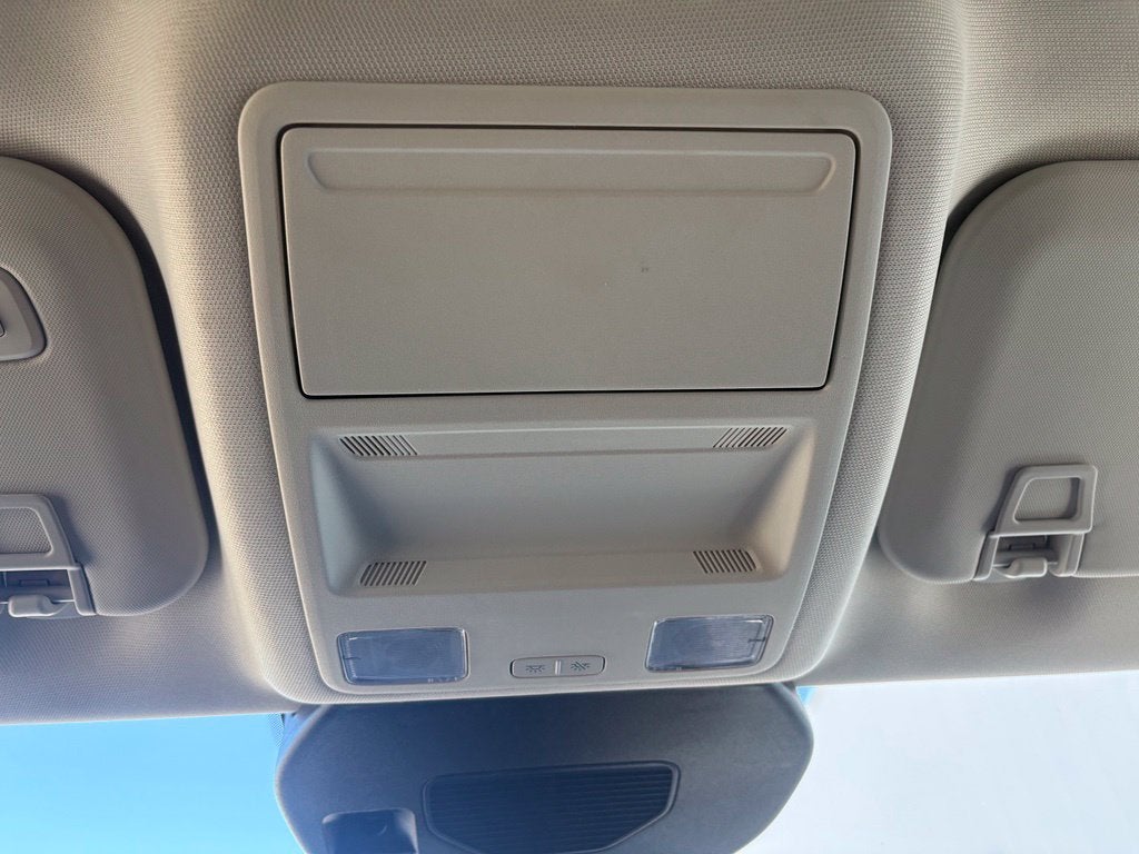 2025 Ford Escape Platinum - Photo 28