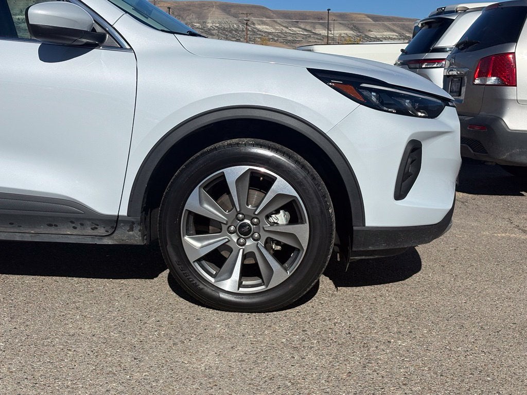 2025 Ford Escape Platinum - Photo 7