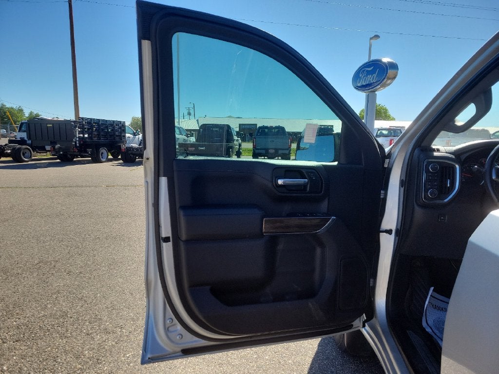 2020 Chevrolet Silverado 1500 RST - Photo 10