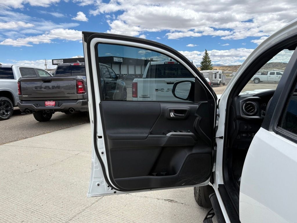 2023 Toyota Tacoma TRD Sport V6