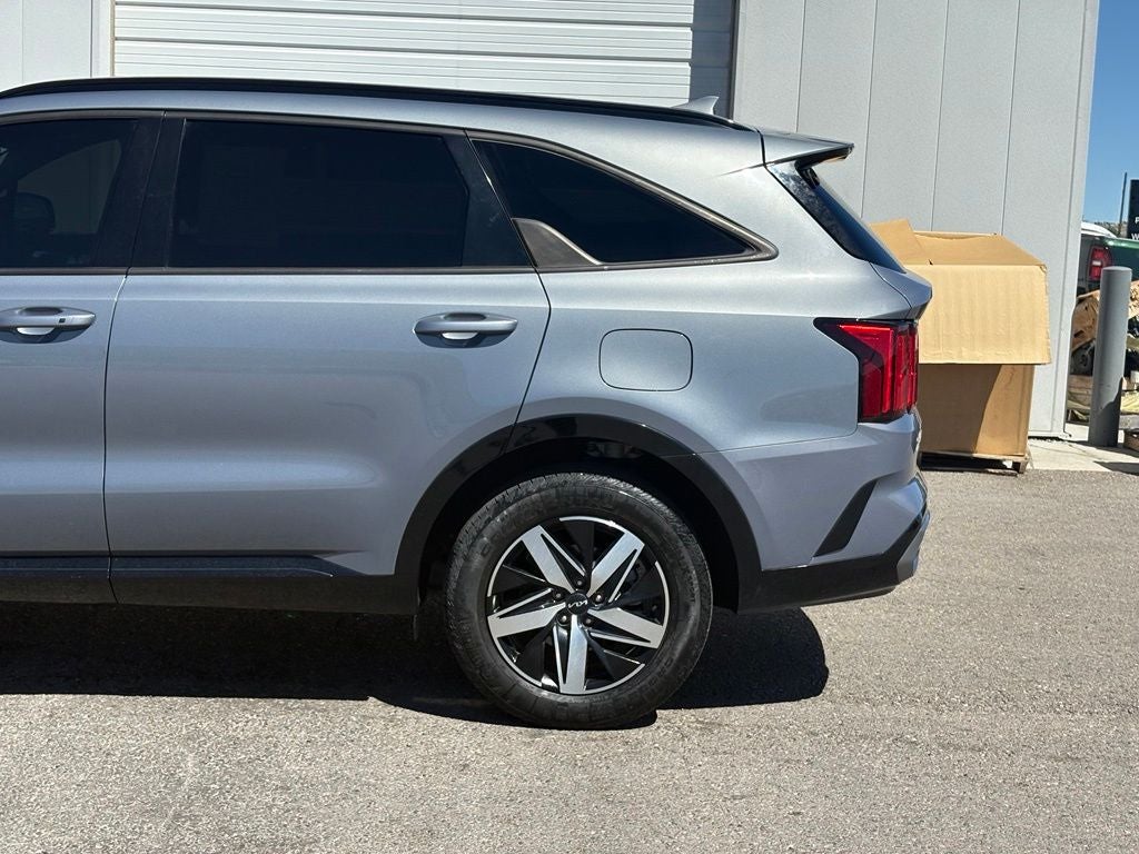 2023 Kia Sorento SX - Photo 13